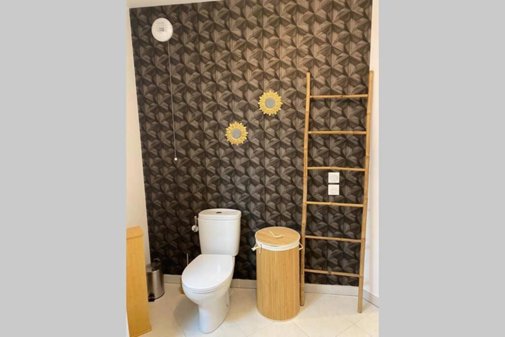 Ferienwohnung Deux Pieces Moderne Et Chaleureux Saint-Laurent-du-Var Exterior foto